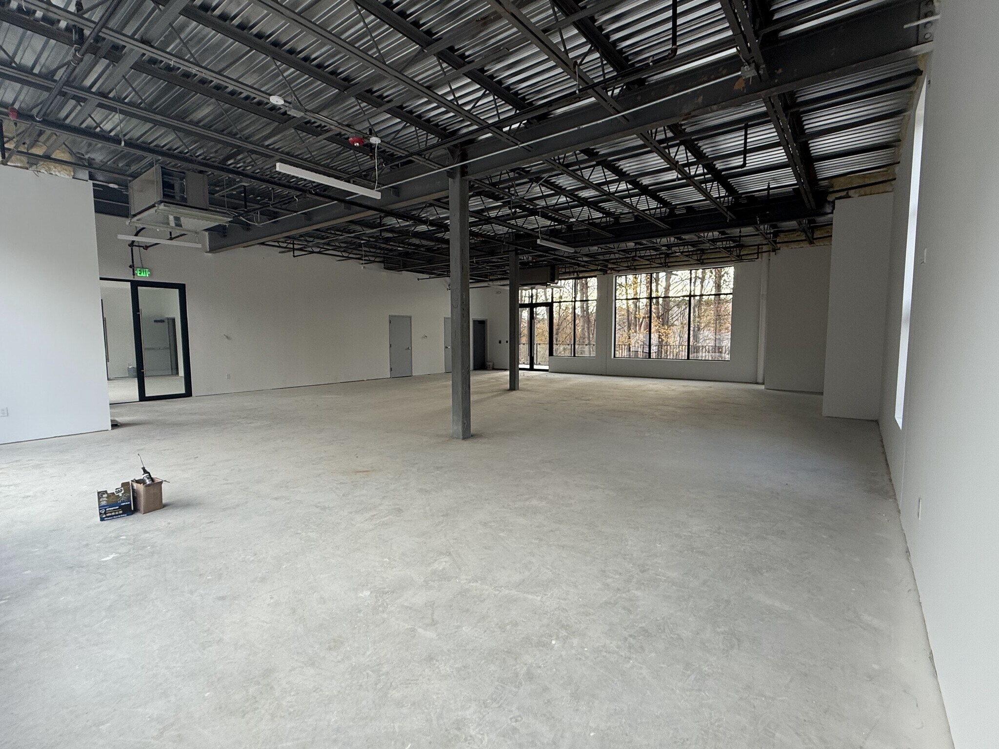 4560 Satellite Blvd, Duluth, GA for lease Building Photo- Image 1 of 6