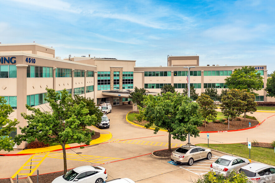 4510 Medical Center Dr, McKinney, TX à louer - Photo du b timent - Image 3 de 5