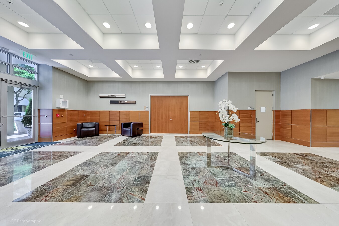 135 San Lorenzo Ave, Coral Gables, FL 33146 - Unit 150 -  - Lobby - Image 2 of 14