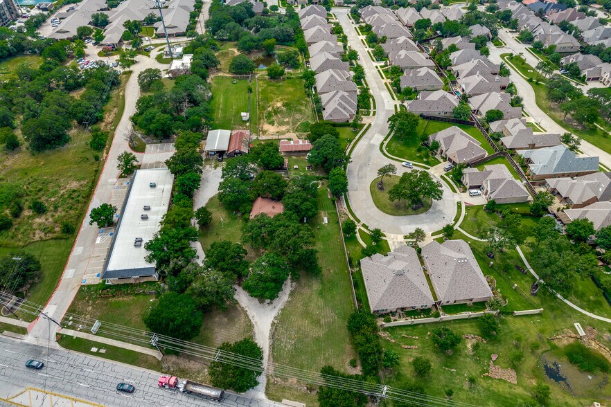 8713 Davis Blvd, Keller, TX à vendre - Photo du bâtiment - Image 2 de 13