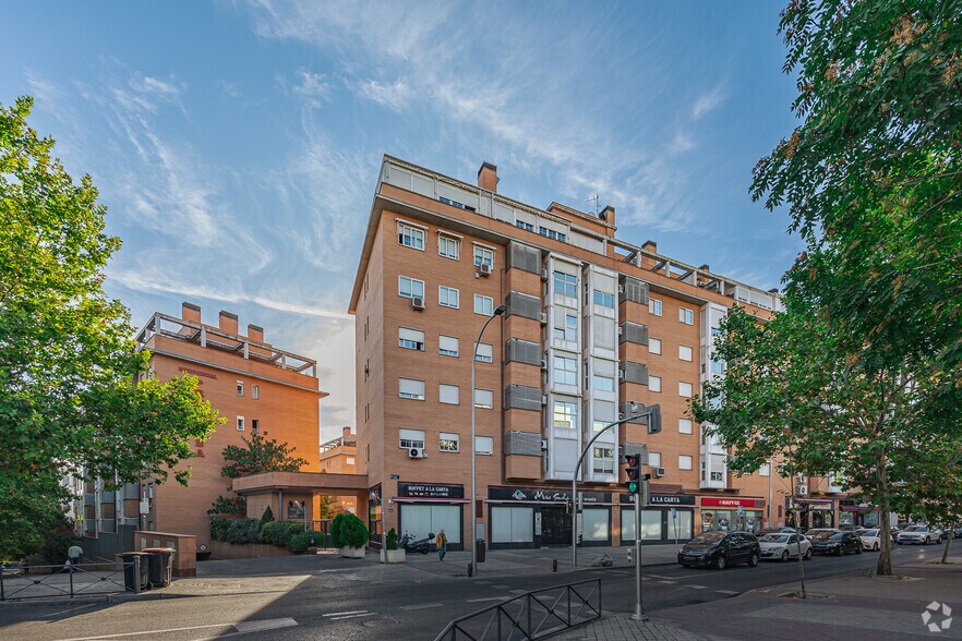 Calle Dobla, 2, Madrid, Madrid à vendre - Photo du bâtiment - Image 2 de 3