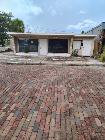 714 1st Ave SW, Largo, FL for sale - Building Photo - Image 1 of 3