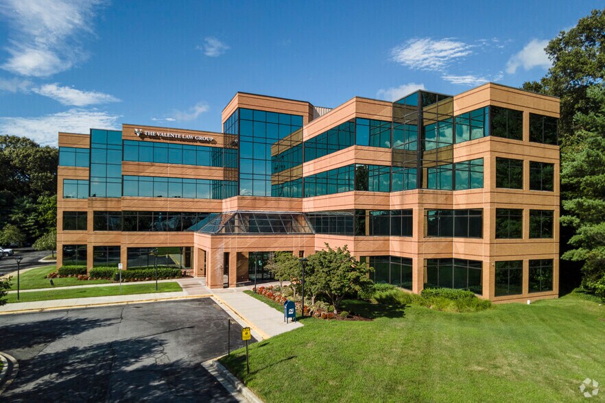 2200 Defense Hwy, Crofton, MD à louer - Photo principale - Image 1 de 6