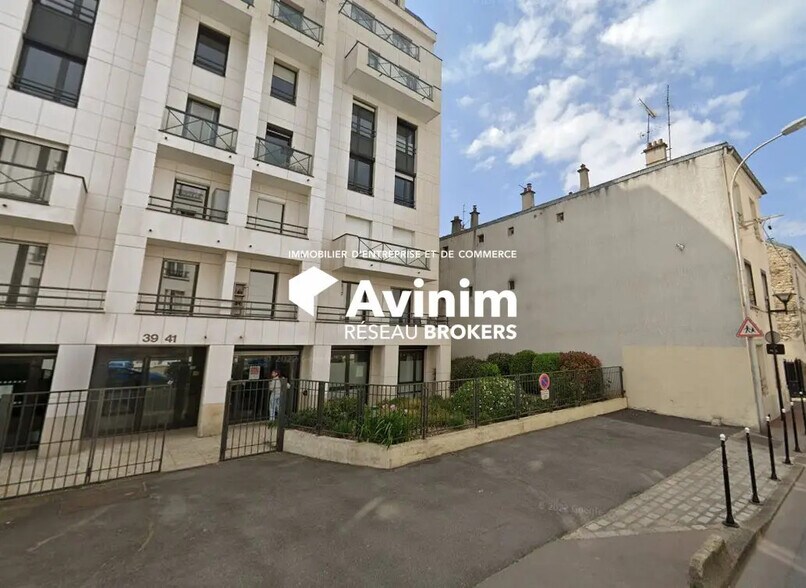 Office in Courbevoie for sale - Building Photo - Image 1 of 5