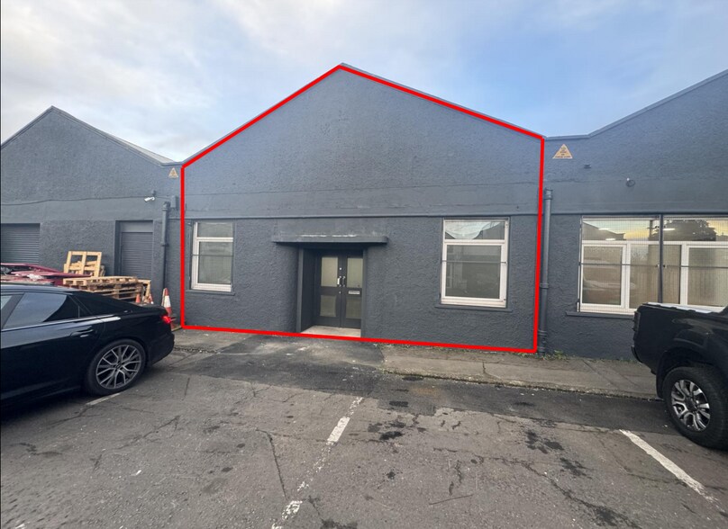 8 Erskine Sq, Glasgow à louer - Photo du bâtiment - Image 1 de 4