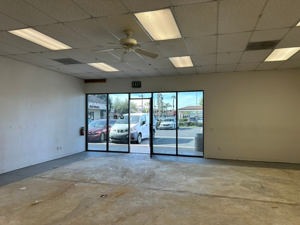 997 W San Marcos Blvd, San Marcos, CA for lease Interior Photo- Image 1 of 3
