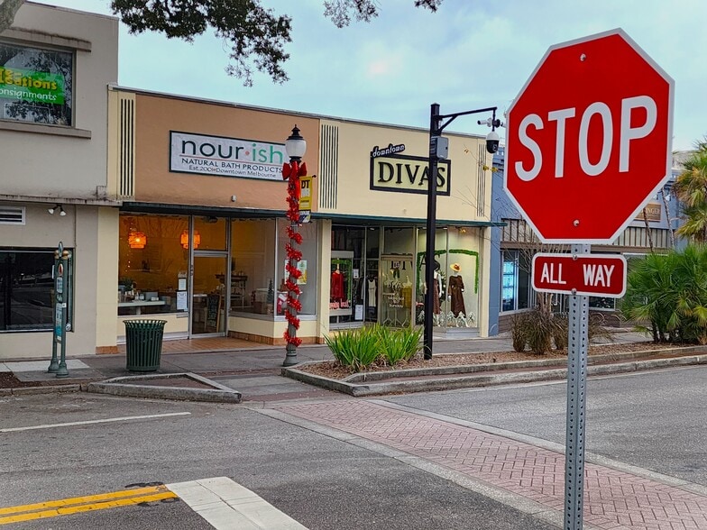 847-849 E New Haven Ave, Melbourne, FL for sale - Building Photo - Image 2 of 7