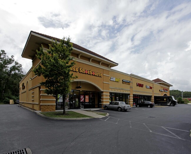 Plus de détails pour 4920 E Silver Springs Blvd, Ocala, FL - Commerce de détail à louer