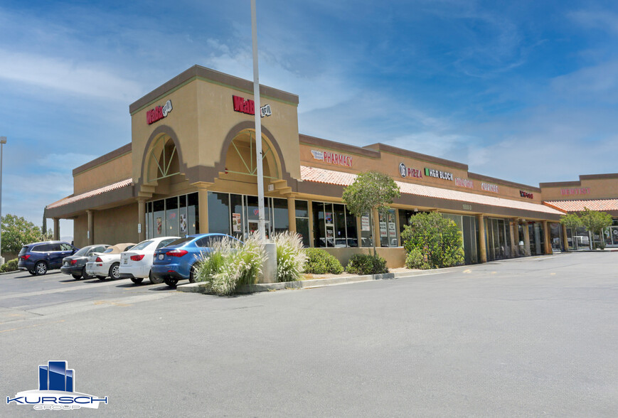 15555 Main St, Hesperia, CA for lease - Building Photo - Image 1 of 6