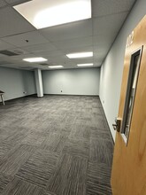 2211-2213 S Military Hwy, Chesapeake, VA for lease Interior Photo- Image 1 of 3