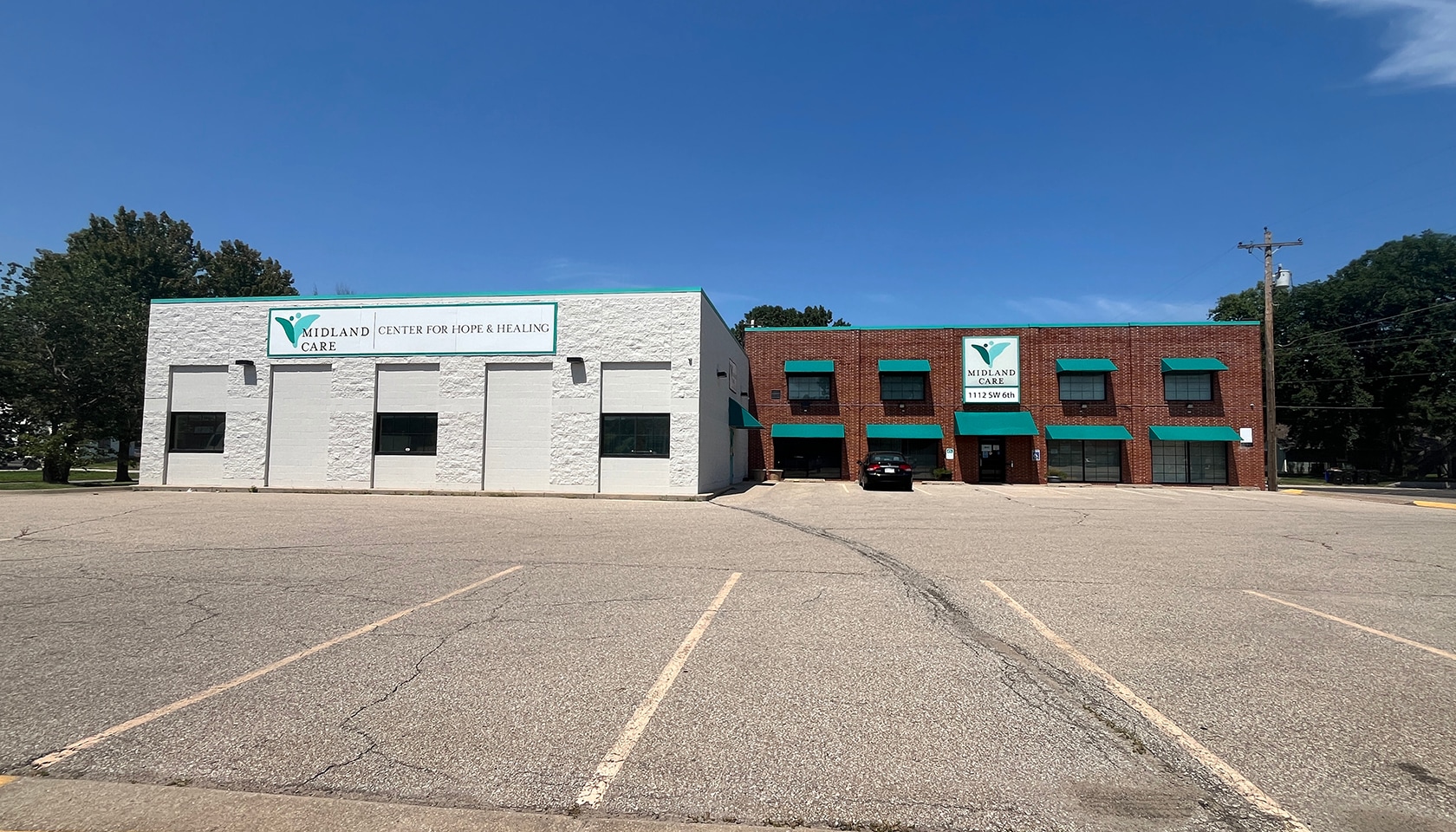 1112-1118 SW 6th Ave, Topeka, KS for sale Building Photo- Image 1 of 7