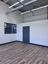 746 Gotham Pky, Carlstadt, NJ for lease Interior Photo- Image 1 of 6