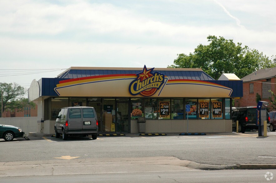 3403 Wesley St, Greenville, TX à louer - Photo du bâtiment - Image 2 de 4