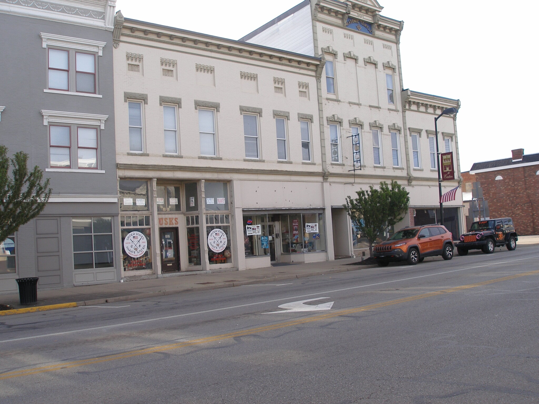 107-109 N Barron St, Eaton, OH for sale Building Photo- Image 1 of 5