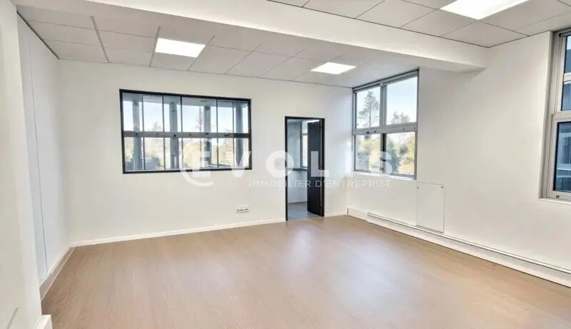 Office in Villiers-sur-Marne for sale Interior Photo- Image 1 of 11