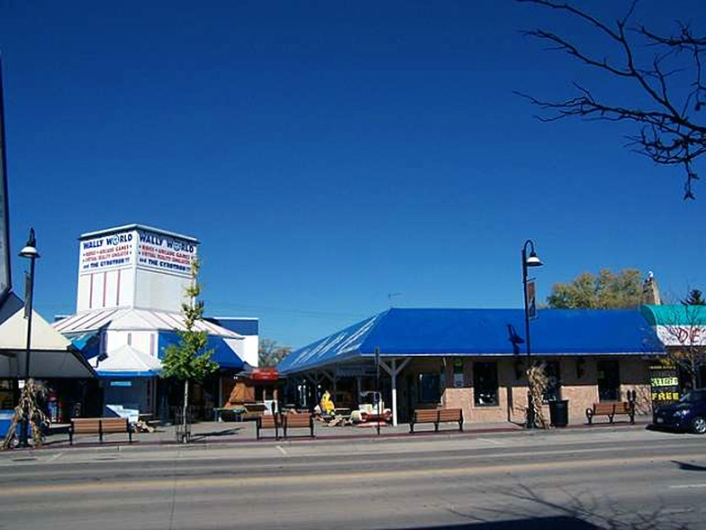 301 Broadway, Wisconsin Dells, WI à vendre - Photo principale - Image 1 de 1