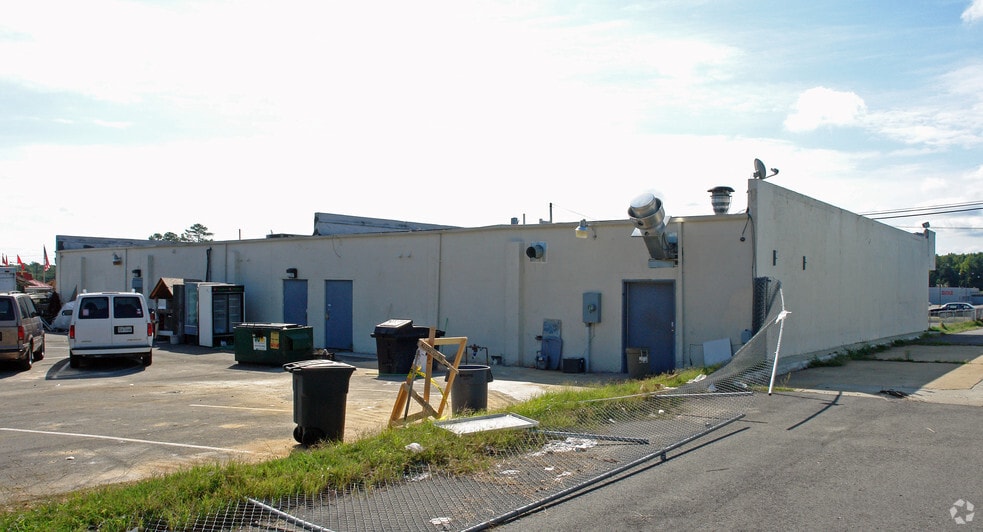 6830-6832 Midlothian Tpke, Richmond, VA for lease - Building Photo - Image 2 of 5