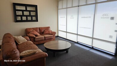 110 Gateway Dr, Lincoln, CA for lease Lobby- Image 2 of 5
