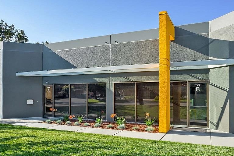 3500 Thomas Rd, Santa Clara, CA à louer - Photo du bâtiment - Image 2 de 7