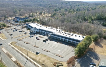 200 Merrow Rd, Tolland, CT - AÉRIEN Vue de la carte - Image1