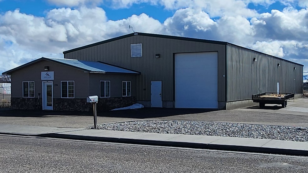 2788 E 14th N, Idaho Falls, ID for lease - Building Photo - Image 1 of 1