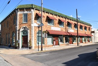 Plus de détails pour 123 W Defee Ave, Baytown, TX - Commerce de détail à louer