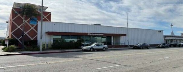 554 E San Bernardino Rd, Covina, CA à louer - Photo du bâtiment - Image 1 de 4