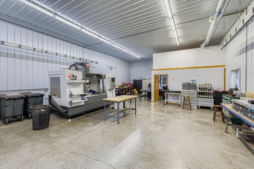 198 35th St NE, Buffalo, MN for sale - Building Photo - Image 3 of 34