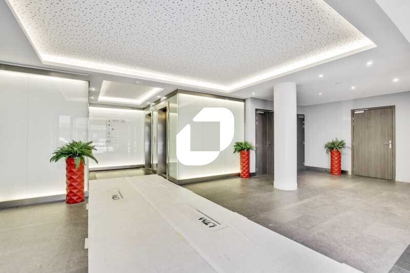 Bureau dans Levallois-Perret à louer - Hall d’entrée - Image 2 de 16