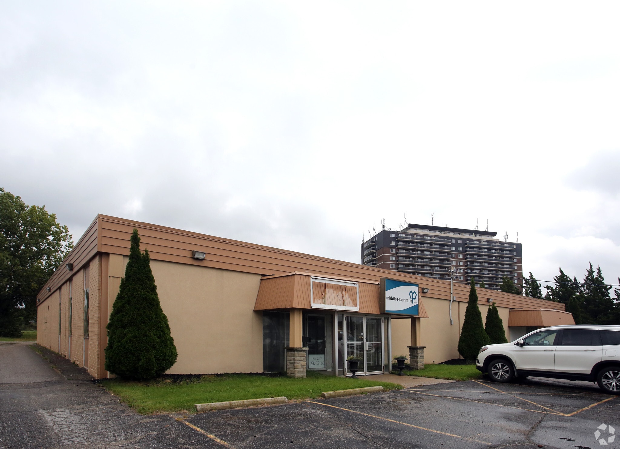 964-970 Leathorne St, London, ON for sale Primary Photo- Image 1 of 1