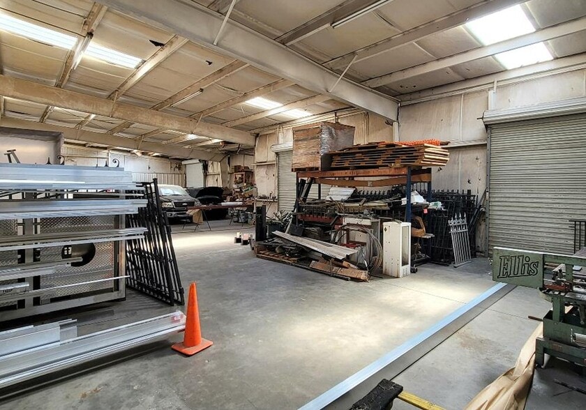 4554 Lewis Rd, Stone Mountain, GA à vendre - Photo intérieure - Image 3 de 9