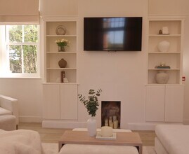 Vauxhall Ln, Tunbridge Wells for lease Interior Photo- Image 1 of 5