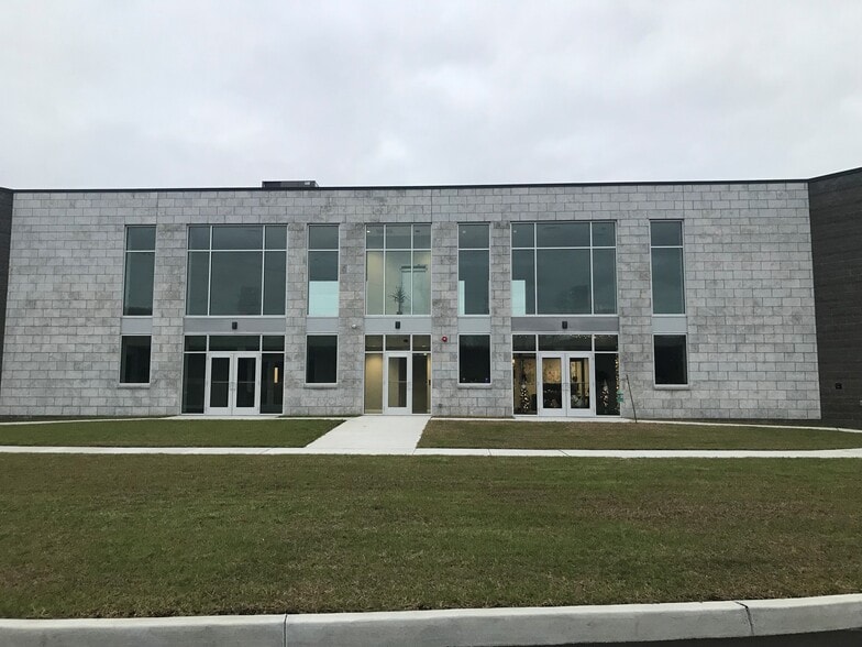 431 Franklin Park W, Saint Albans, VT à louer - Photo du bâtiment - Image 3 de 10