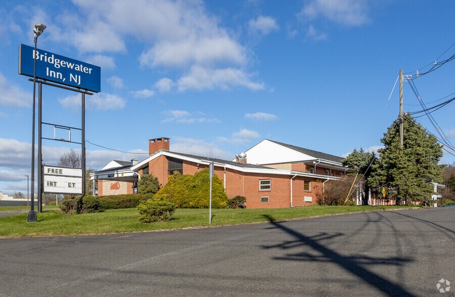 1271 US Highway 22, Bridgewater, NJ à vendre - Photo du bâtiment - Image 3 de 16