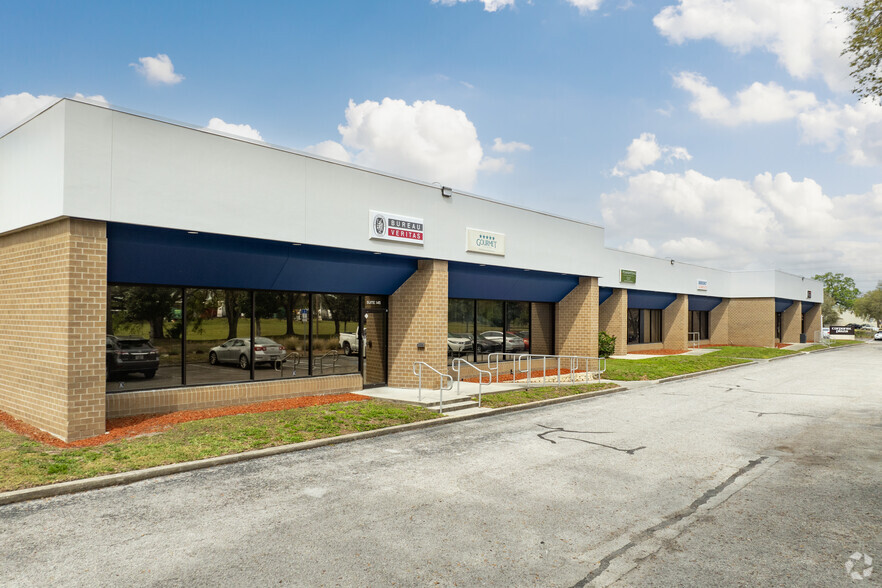 3902 Corporex Park Dr, Tampa, FL for lease - Building Photo - Image 1 of 16