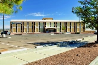 1810 Murchison Dr, El Paso, TX à louer Photo intérieure- Image 1 de 15