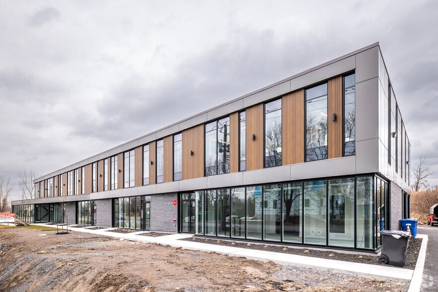 1250 Rte Édouard-VII, Saint-Philippe, QC for lease - Building Photo - Image 2 of 4
