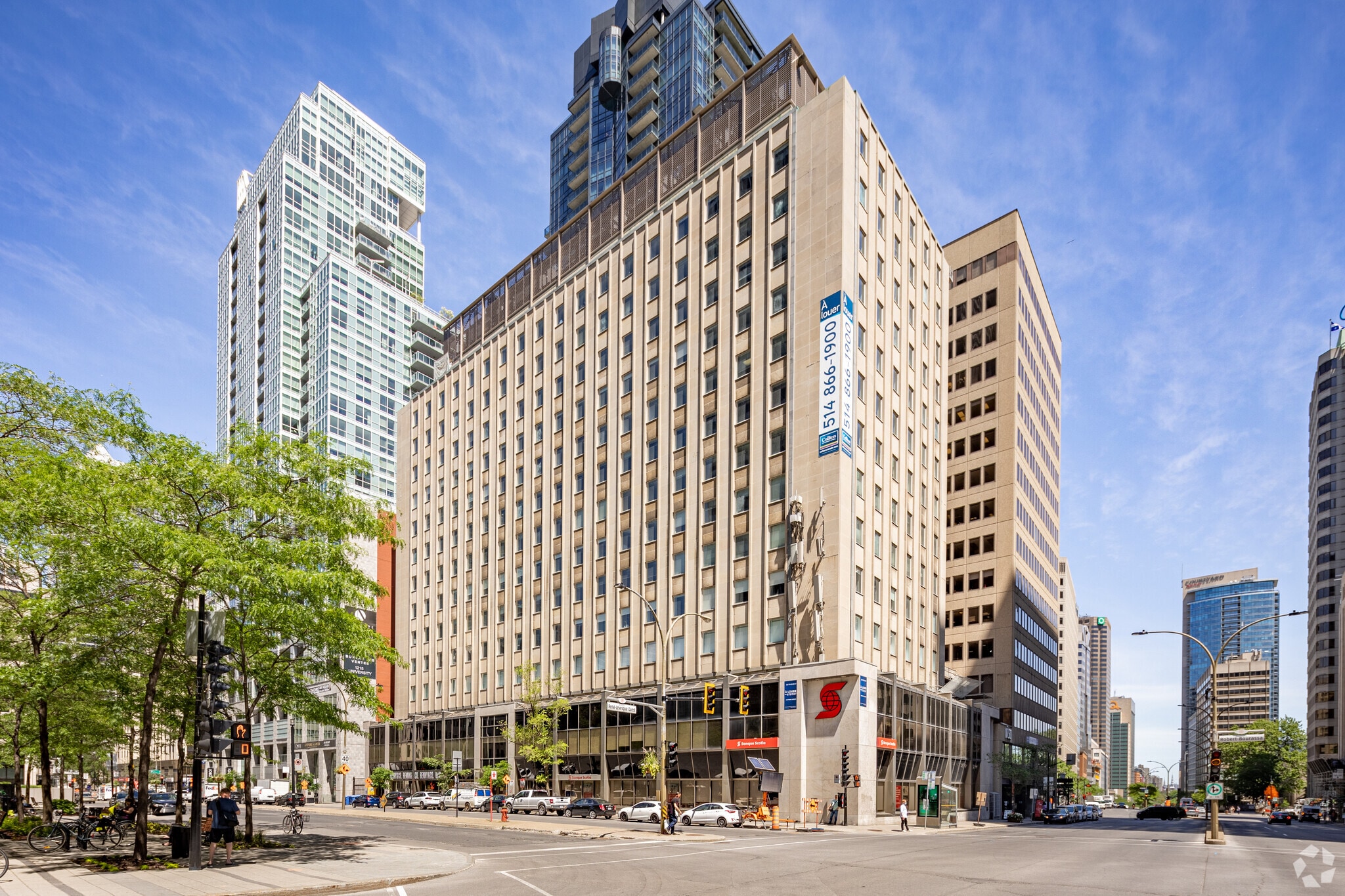 1155-1185 Boul Robert-Bourassa, Montréal, QC for lease Primary Photo- Image 1 of 8