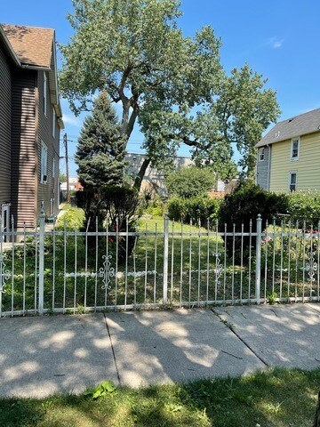 4630 Erie St, Chicago, IL à vendre - Photo du bâtiment - Image 2 de 2