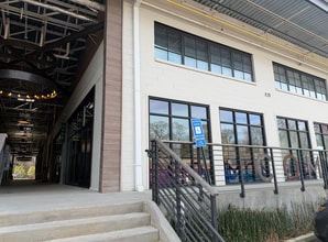 550 Somerset Ter NE, Atlanta, GA à louer Photo du bâtiment- Image 2 de 3