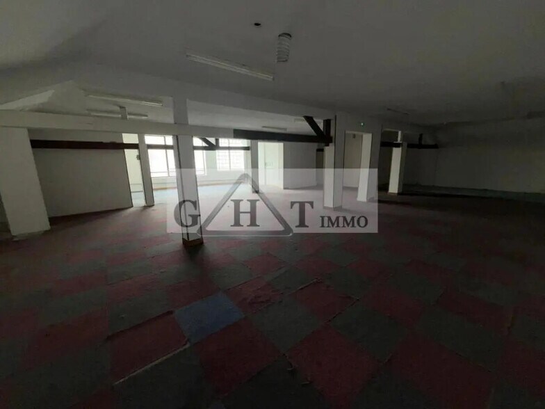 Industrial in Saint-Maur-des-Fossés for lease - Interior Photo - Image 3 of 6