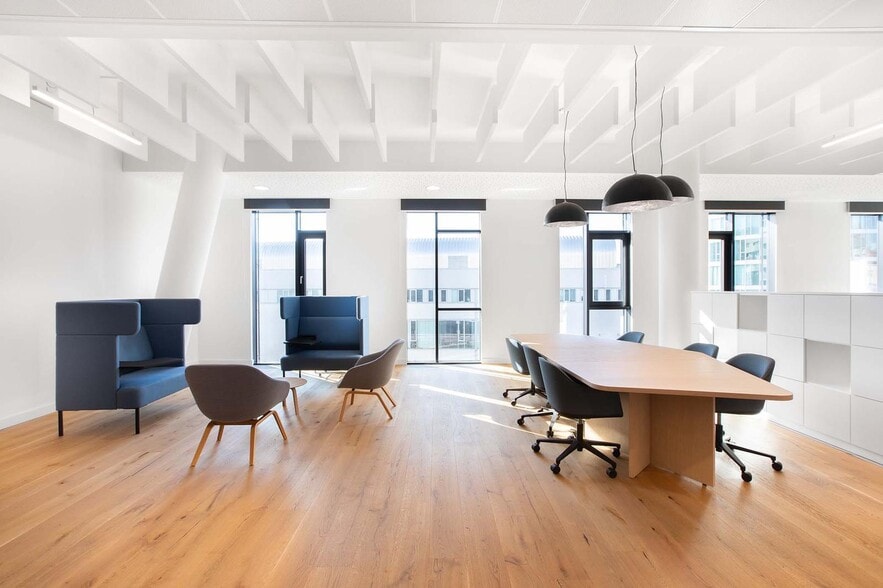 29 Rue Blanche, Paris for lease - Interior Photo - Image 1 of 33