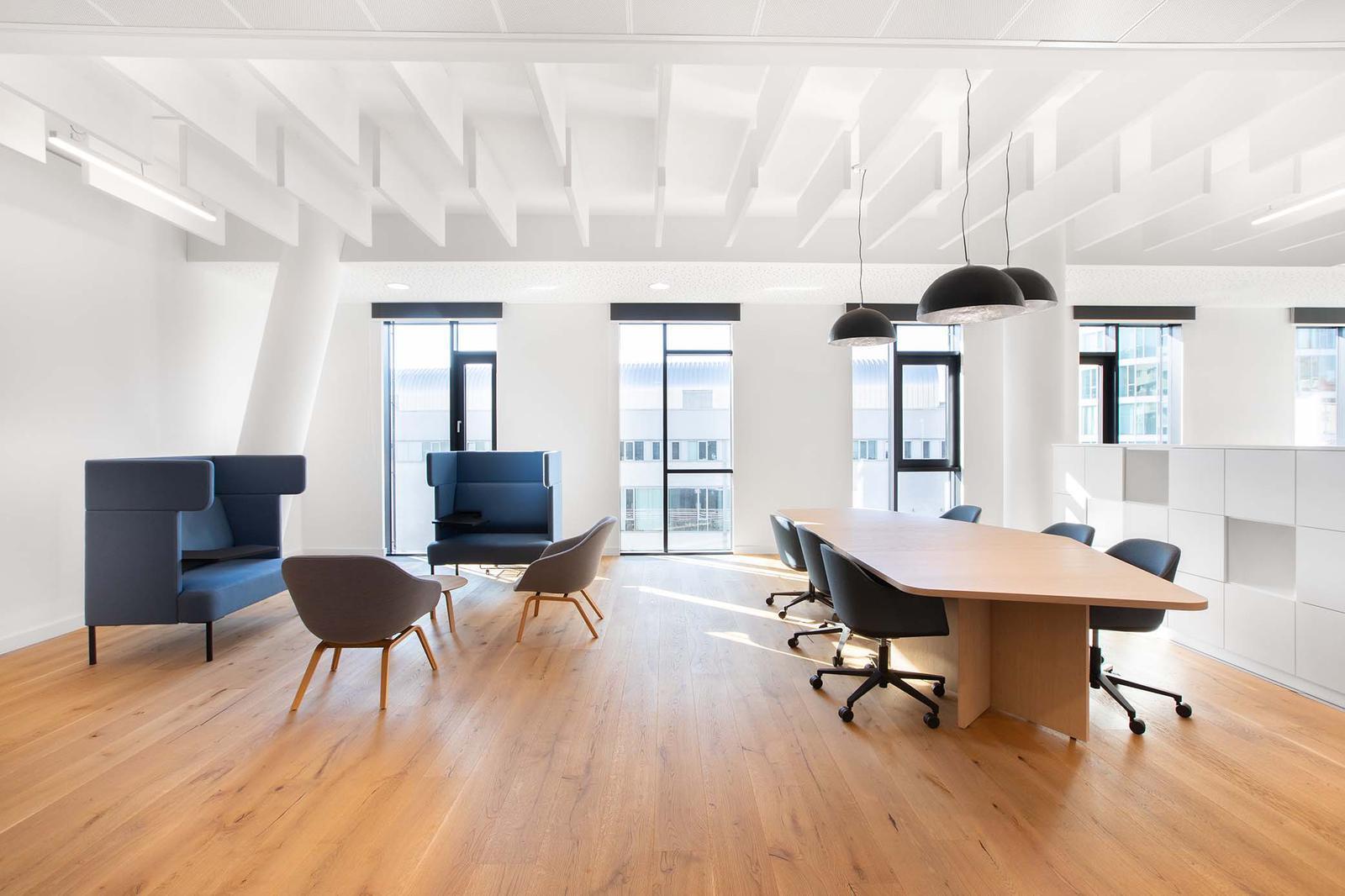 29 Rue Blanche, Paris for lease Interior Photo- Image 1 of 34