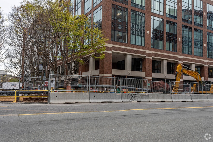 105 Broadway, Cambridge, MA for lease - Building Photo - Image 3 of 3