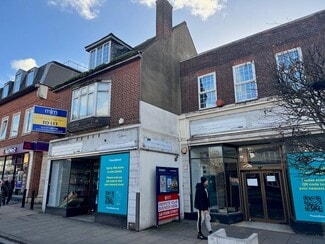 Plus de détails pour 116-118 High St, Hornchurch - Commerce de détail à louer