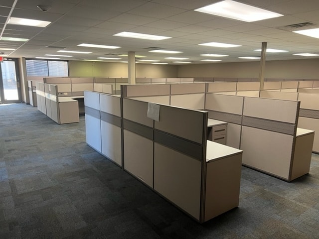 1218 W Rock Creek Rd, Norman, OK for lease - Building Photo - Image 3 of 10