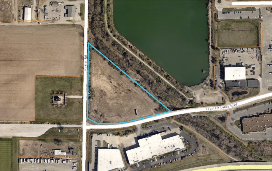 700 Fountain Lakes Blvd, Saint Charles, MO for sale - Building Photo - Image 3 of 7