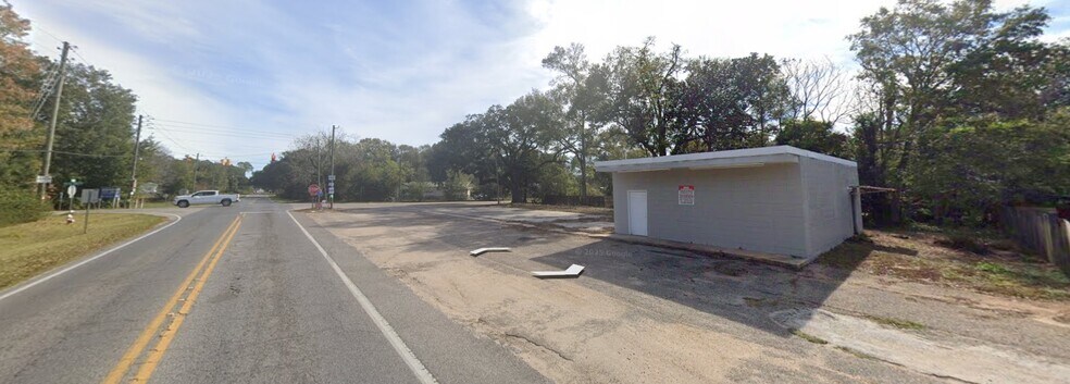 12701 Saeger rd, Grand Bay, AL à vendre - Photo du bâtiment - Image 2 de 7