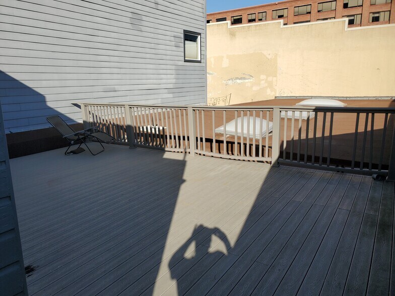 83 Shotwell St, San Francisco, CA à louer - Photo du bâtiment - Image 2 de 8