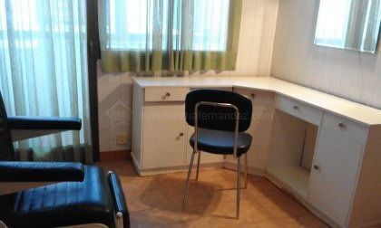 Office in Cáceres for lease - Building Photo - Image 2 of 3